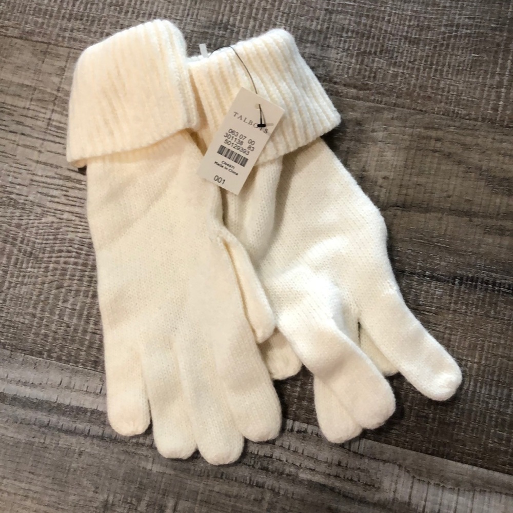 NWT Talbots cream gloves